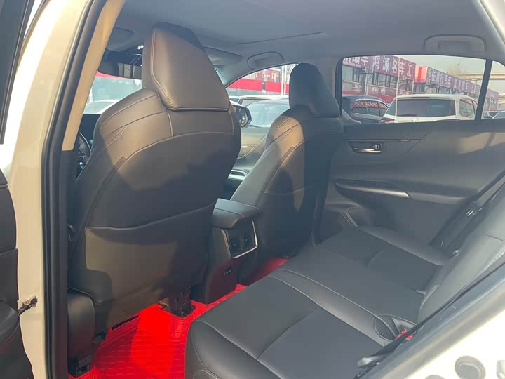 Фото 6 - Toyota Venza