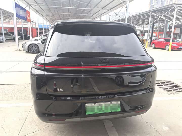 Фото 8 - LiXiang L8