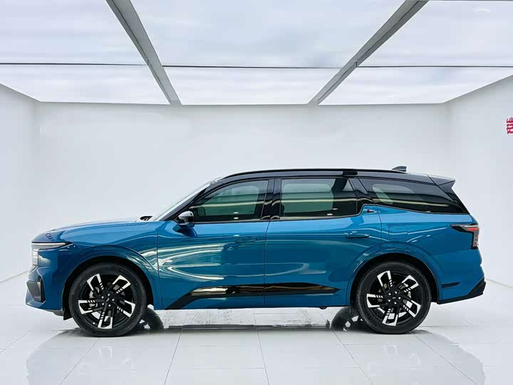 Фото 4 - Ford Edge