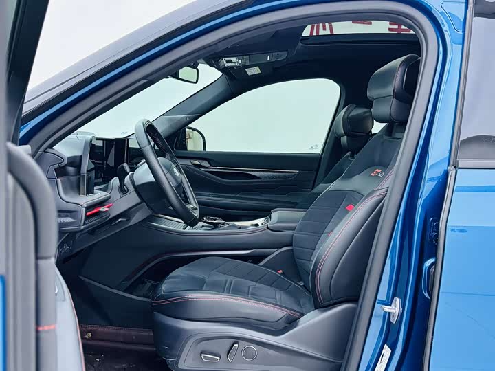 Фото 8 - Ford Edge