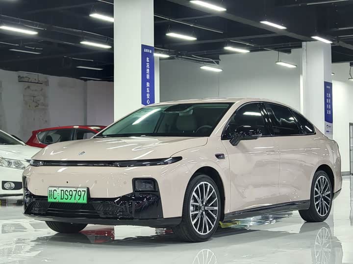 Фото 1 - Leapmotor B01