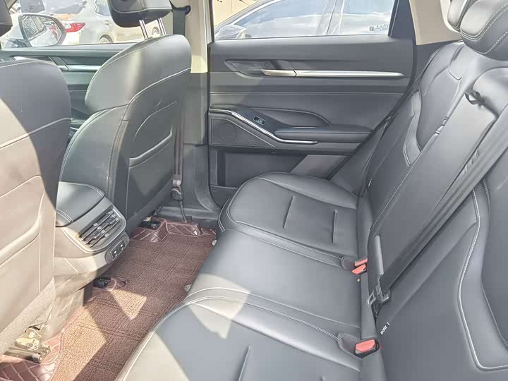 Фото 8 - Haval H6