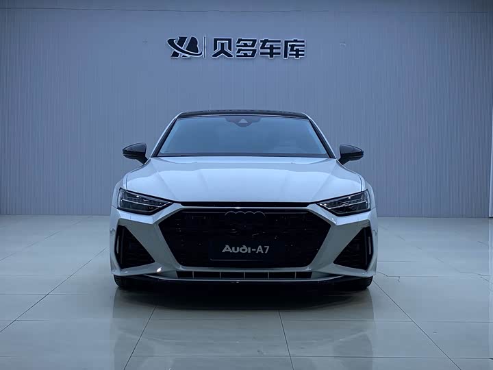 Фото 2 - Audi A7