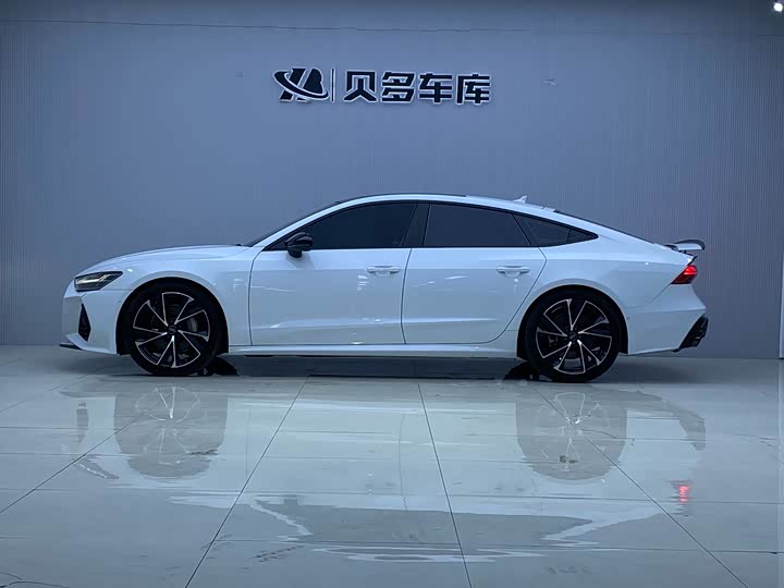 Фото 3 - Audi A7