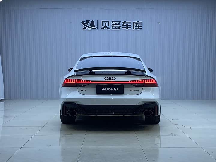 Фото 4 - Audi A7