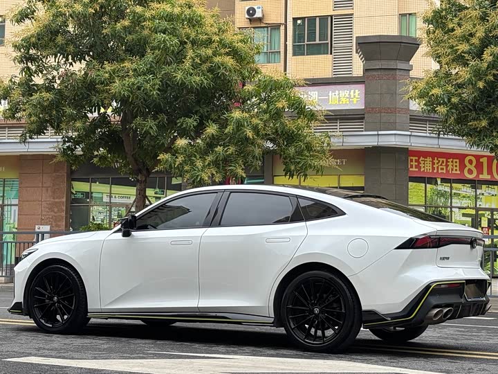 Photo 6 - Changan UNI-V