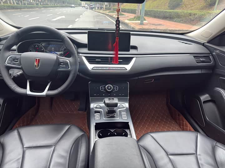 Фото 8 - Hongqi H5