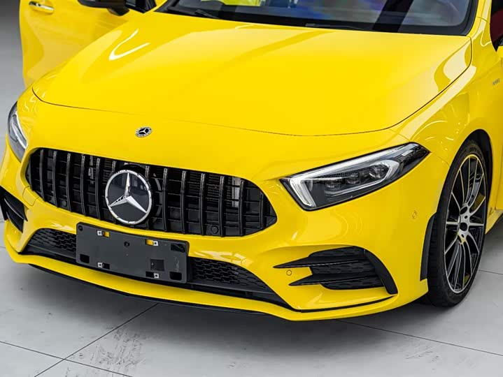 Фото 9 - Mercedes-Benz A-Class AMG
