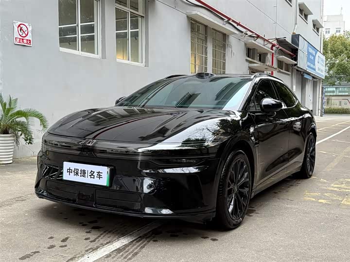 Фото 1 - Zeekr 007 GT