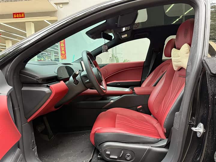 Фото 3 - Zeekr 007 GT