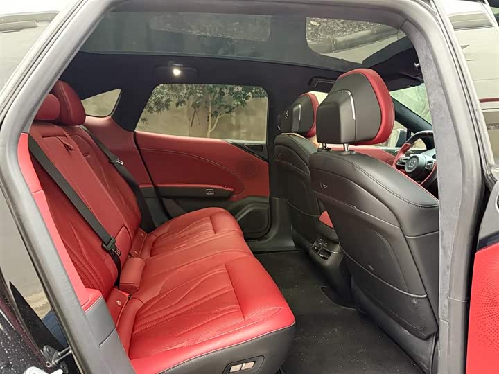 Фото 5 - Zeekr 007 GT