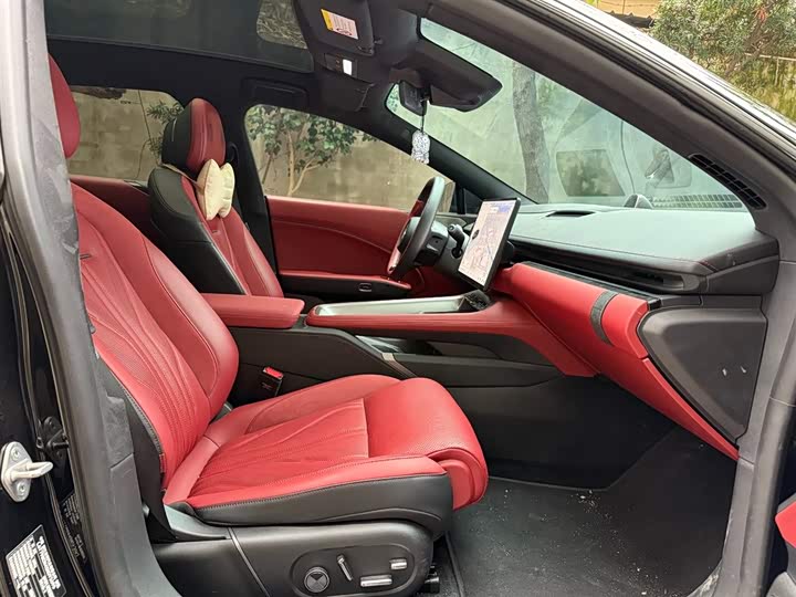 Фото 6 - Zeekr 007 GT