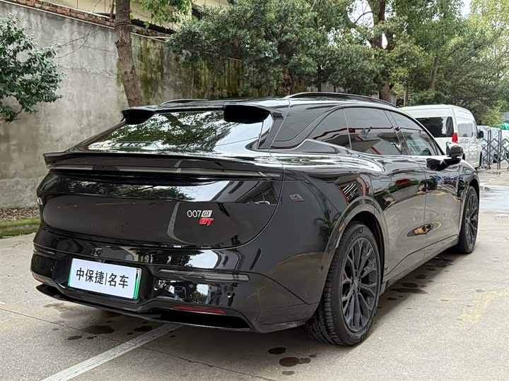 Фото 8 - Zeekr 007 GT
