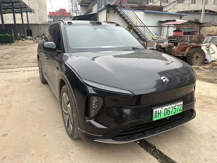 Фото 2 - Nio ES6