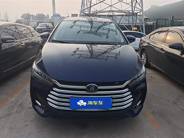 Фото 2 - BYD Song Max Hybrid