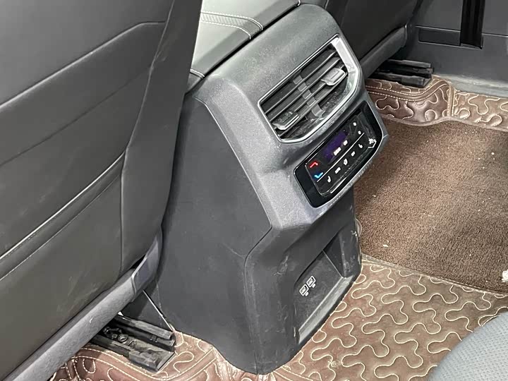 Фото 5 - Volkswagen Talagon