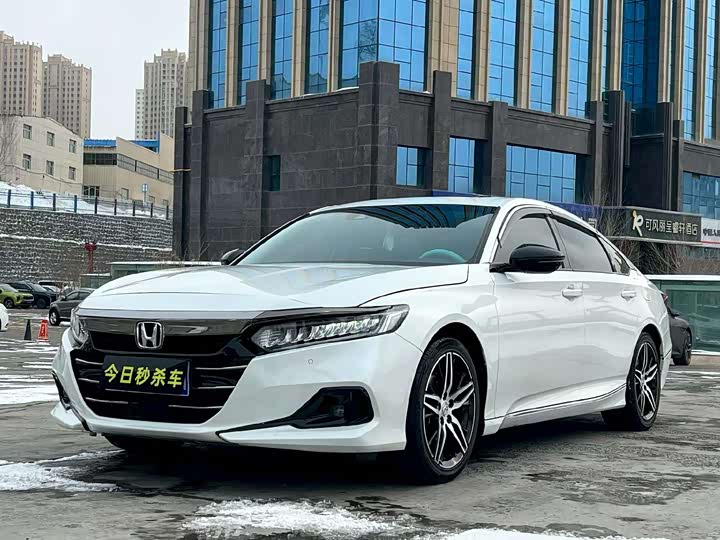 Фото 1 - Honda Accord