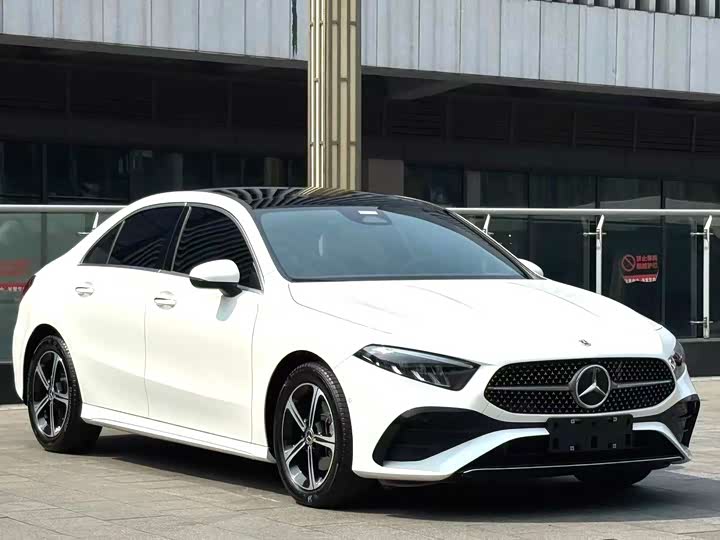 Фото 3 - Mercedes-Benz A-Class