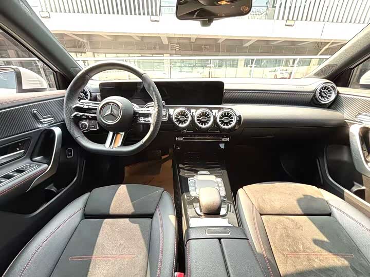 Фото 5 - Mercedes-Benz A-Class