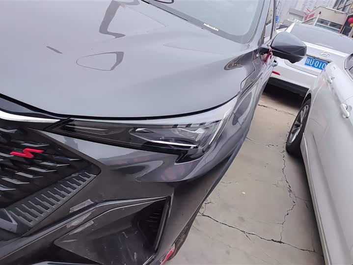 Фото 5 - Changan X5 Plus