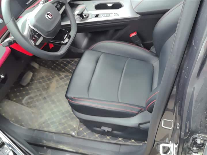 Фото 9 - Changan X5 Plus