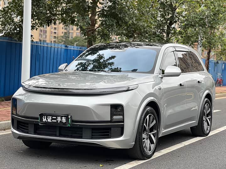 Фото 1 - LiXiang L8