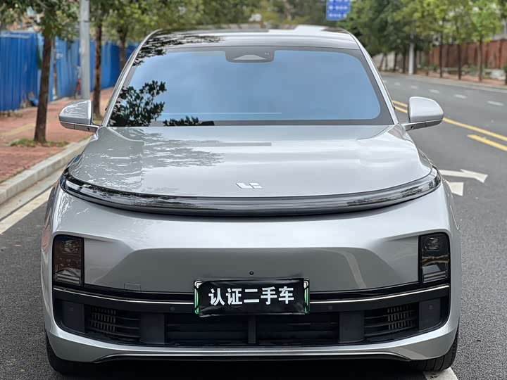 Фото 2 - LiXiang L8