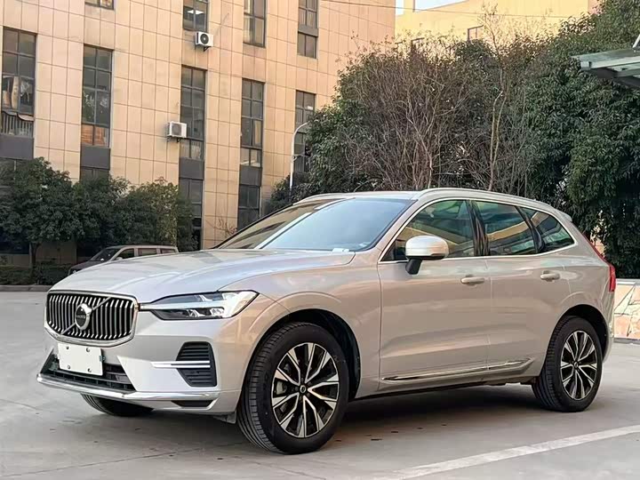 Photo 1 - Volvo XC60