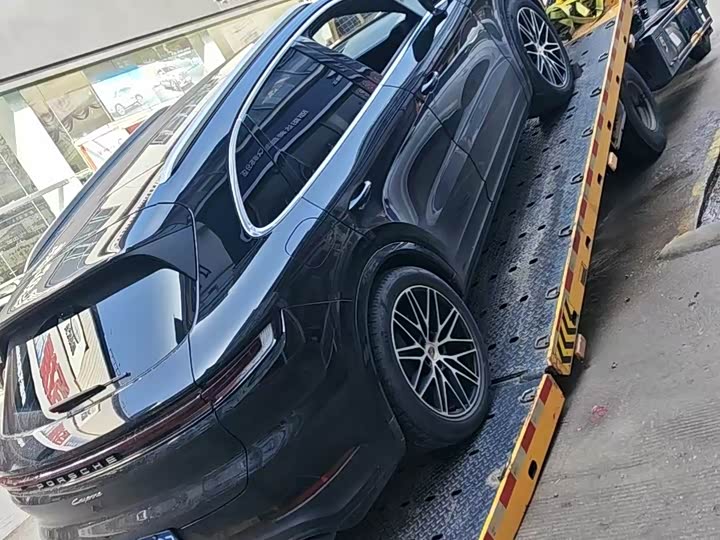 Фото 8 - Porsche Cayenne