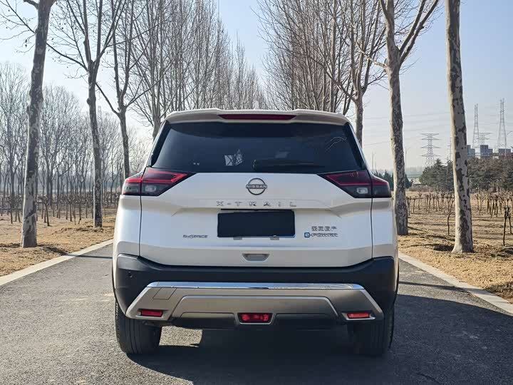 Фото 5 - Nissan X-Trail