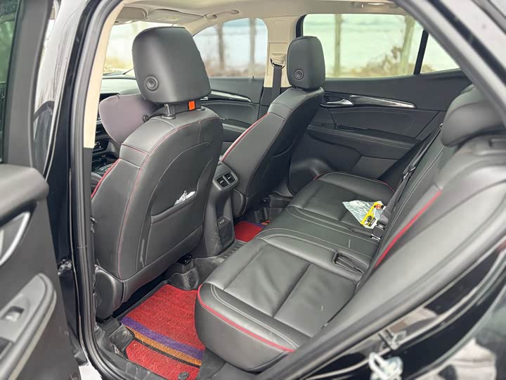 Фото 6 - Buick Envision Plus