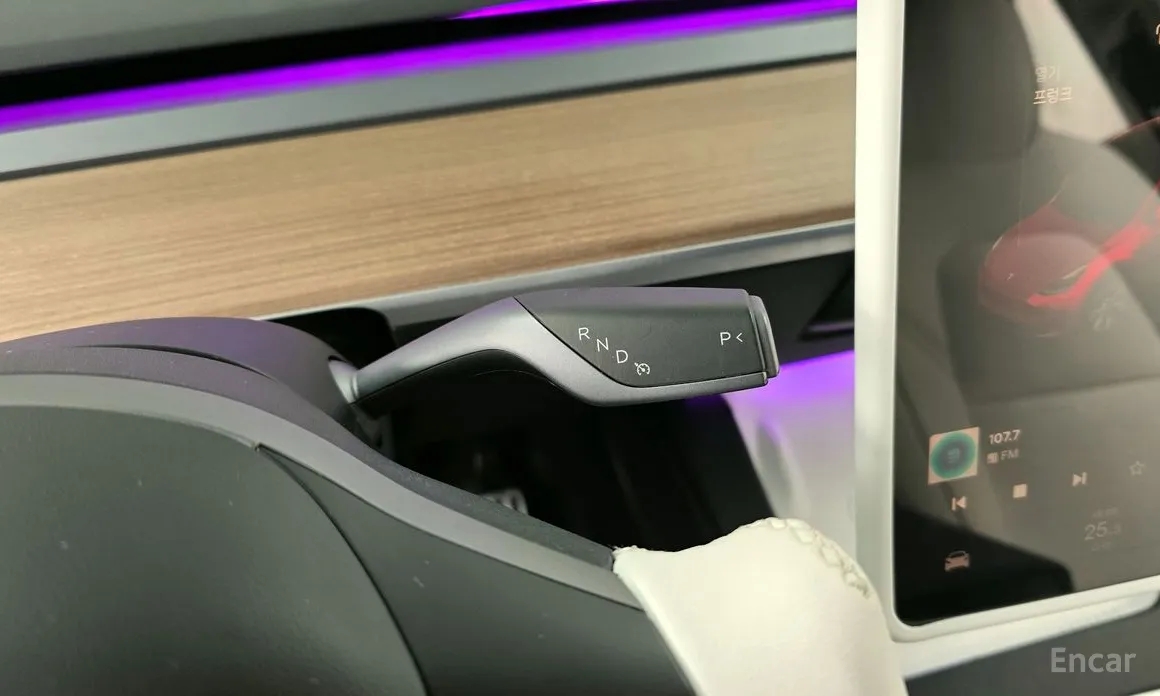 Photo 9 - Tesla Model Y