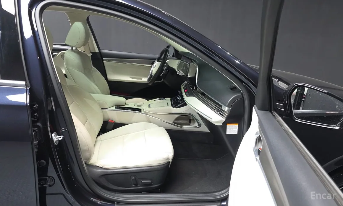 Photo 11 - Hyundai Grandeur