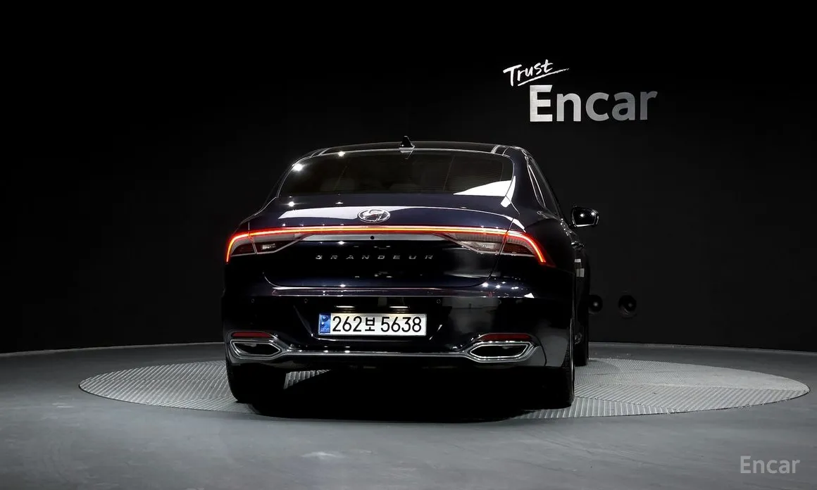 Photo 4 - Hyundai Grandeur