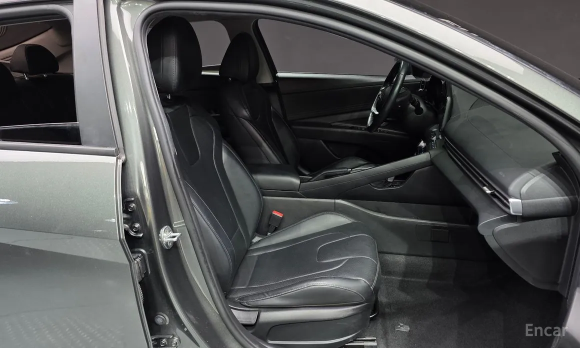 Фото 10 - Hyundai Avante