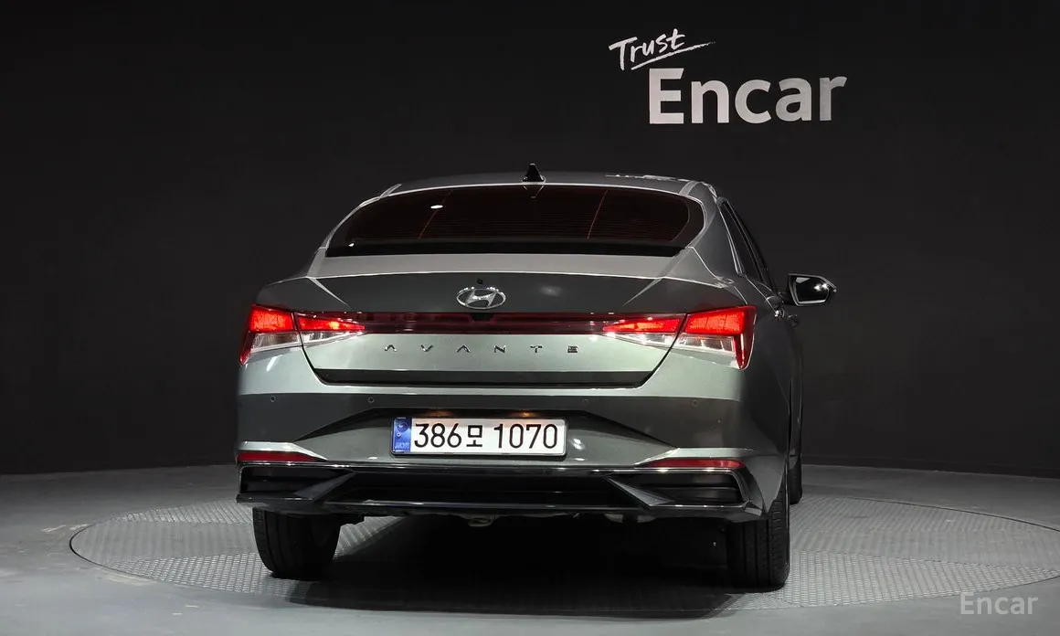 Фото 4 - Hyundai Avante