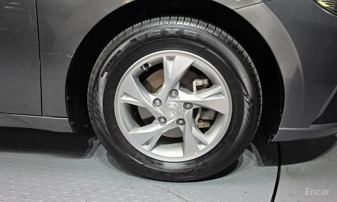 Фото 5 - Hyundai Avante