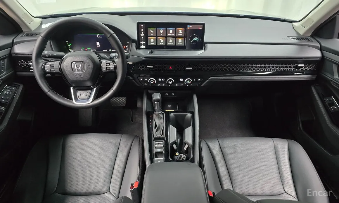 Фото 7 - Honda Accord