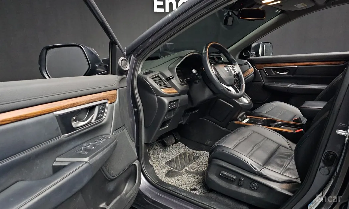 Фото 10 - Honda CR-V