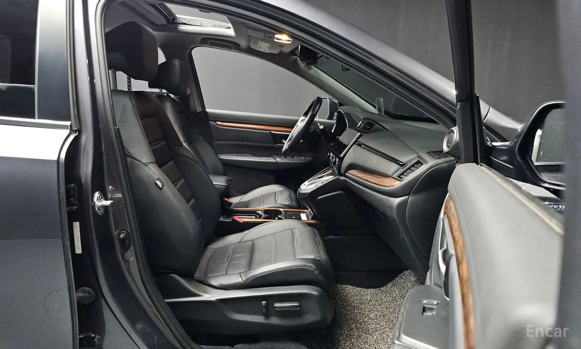 Фото 11 - Honda CR-V