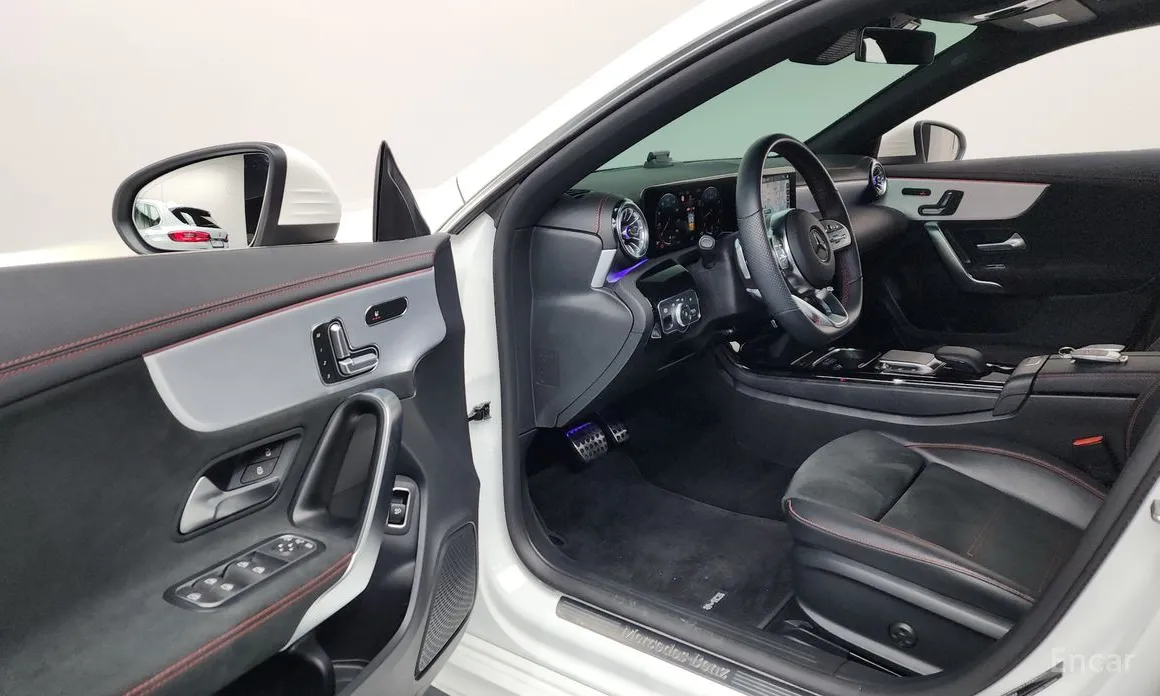 Фото 10 - Mercedes-Benz CLA-Class