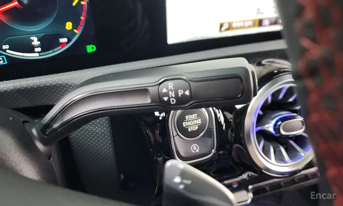 Фото 9 - Mercedes-Benz CLA-Class