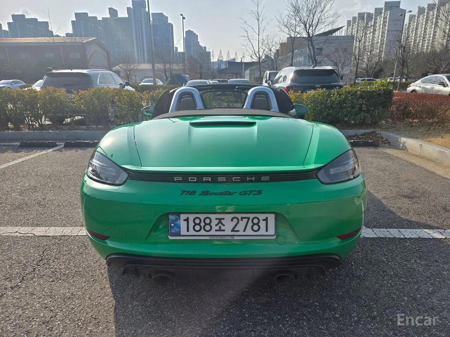 Фото 4 - Porsche 718