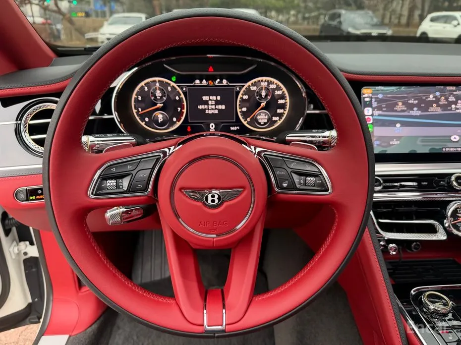 Фото 12 - Bentley Flying Spur