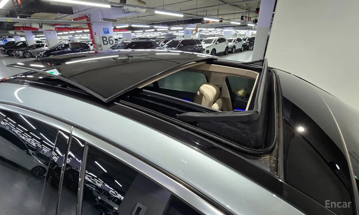 Фото 14 - Mercedes-Benz S-Class