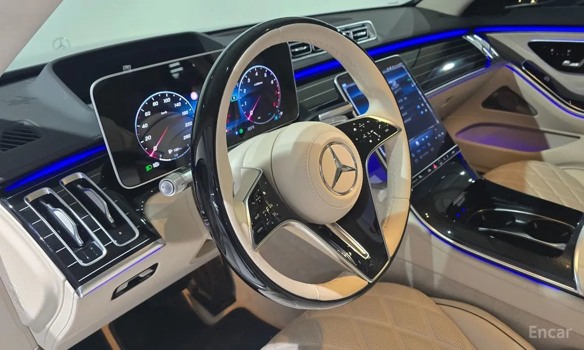 Фото 15 - Mercedes-Benz S-Class