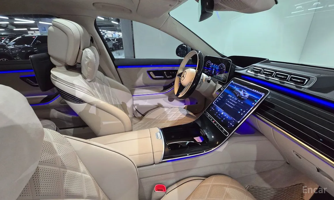 Фото 18 - Mercedes-Benz S-Class