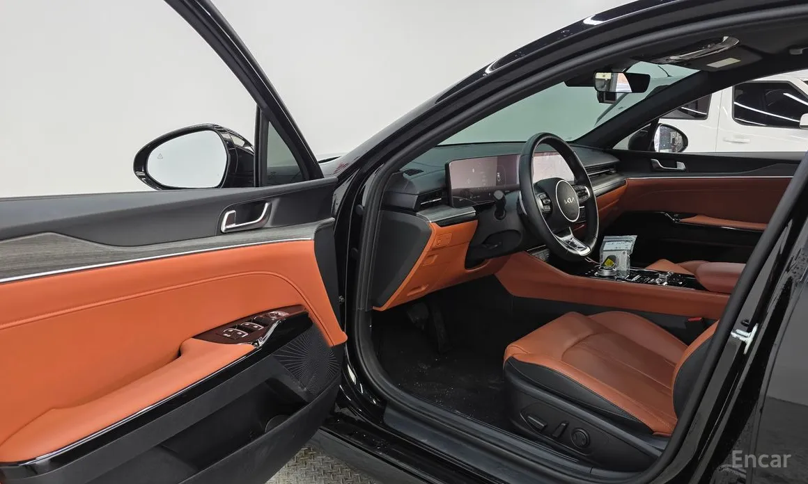 Фото 10 - Kia K5