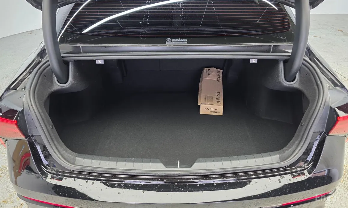 Фото 20 - Kia K5