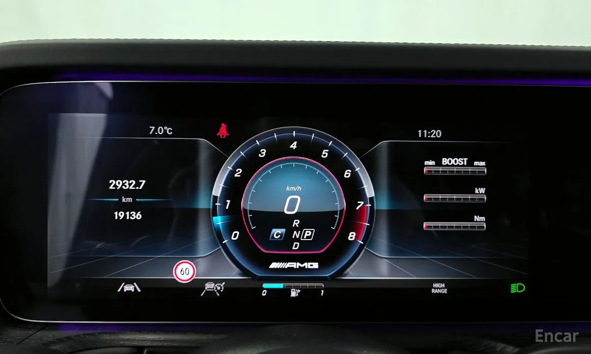 Фото 8 - Mercedes-Benz G-Class